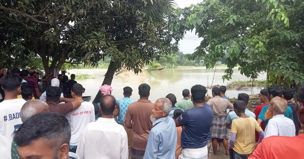 পদ্মায় গোসলে নেমে ২ ছাত্র নিখোঁজ