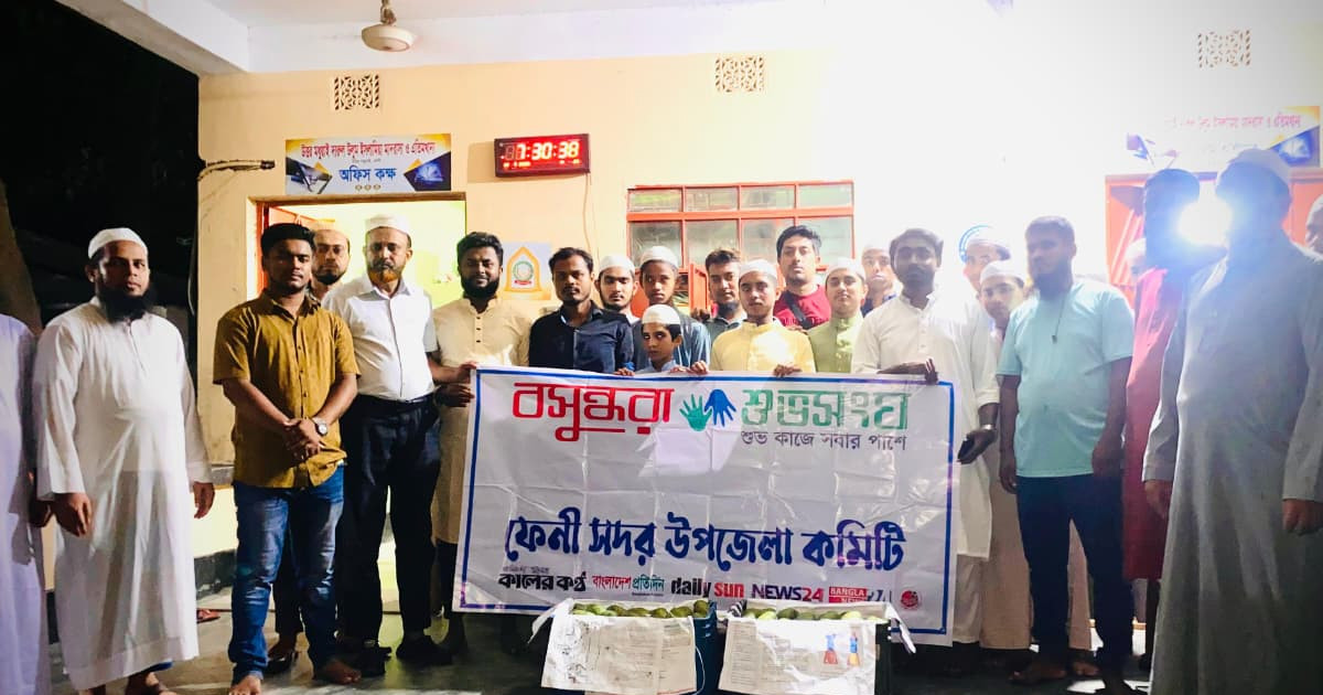 ফেনীতে মাদ্রাসা ও এতিমখানায় শুভসংঘের মৌসুমি ফল বিতরণ