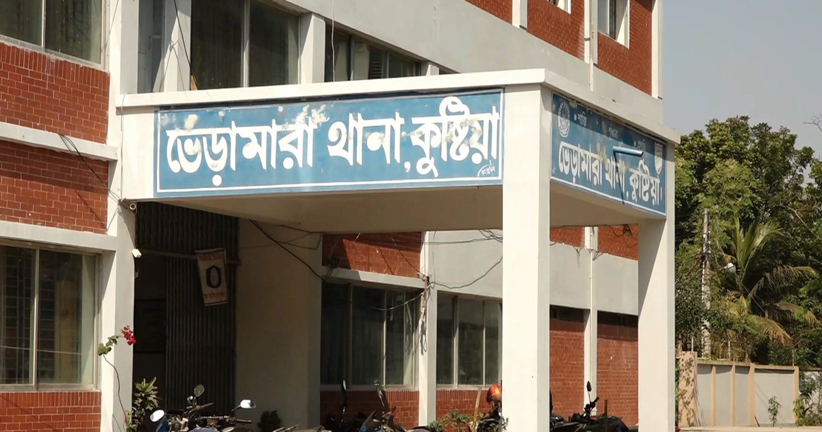 বেপরোয়া গতিতে চলছিল ১০ মোটরসাইকেল, সংঘর্ষে ২ কিশোর নিহত