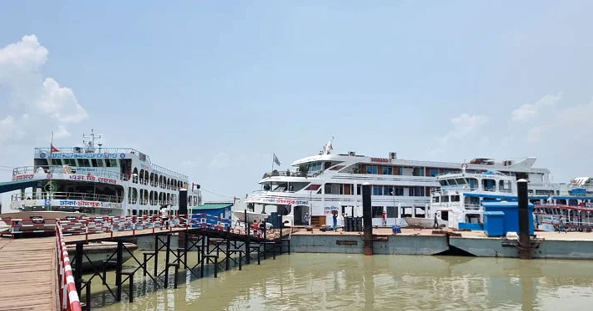 বৈরী আবহাওয়ায় ভোলার ৯ রুটে লঞ্চ চলাচল বন্ধ