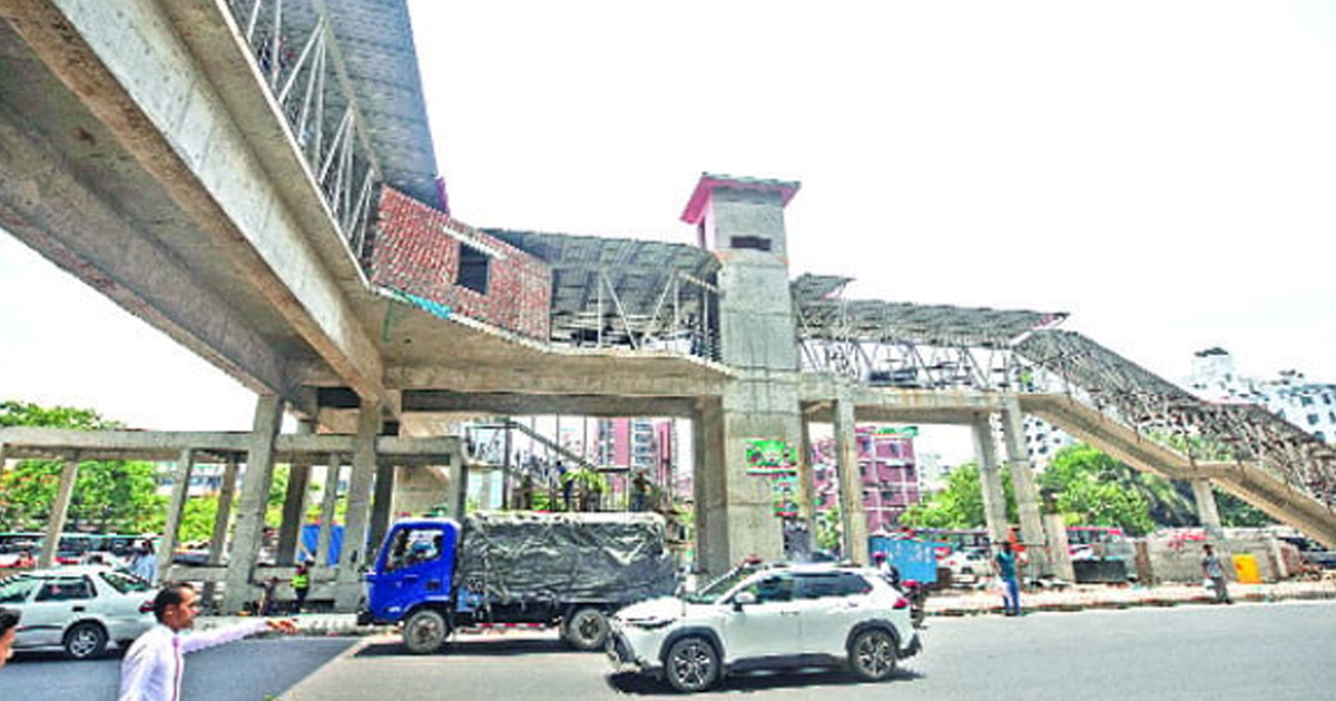 বিআরটি নিয়ে বেকায়দায় সরকার
