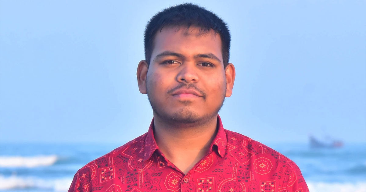 মাহিন সরকারকে এনসিপি থেকে বহিষ্কার