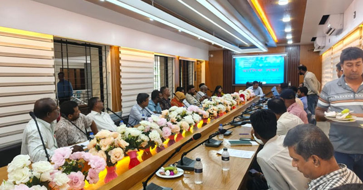 স্কুল-কলেজে শিক্ষার্থীদের ফোন ব্যবহার নিষিদ্ধের সিদ্ধান্ত