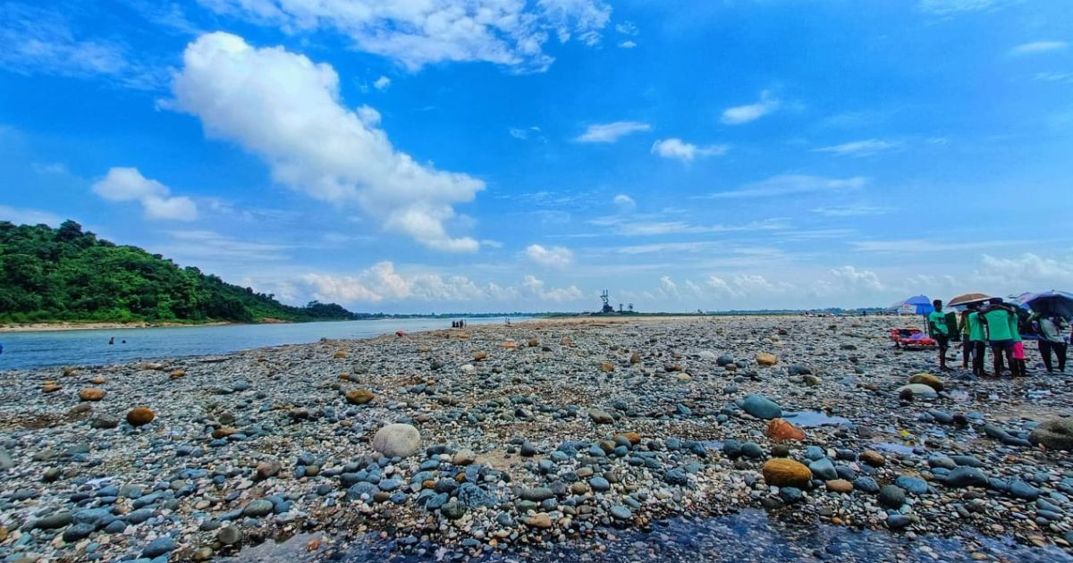 ভোলাগঞ্জের পর অন্যান্য পর্যটনকেন্দ্রের পাথরেও দুর্বৃত্তদের নজর