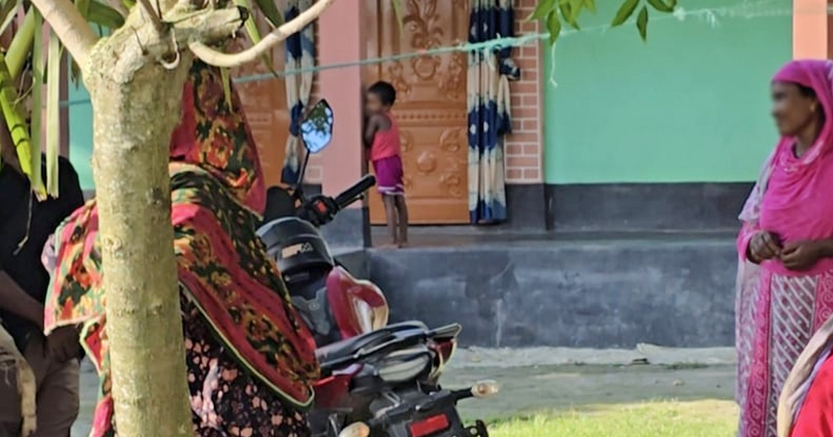 নারী ফুটবলার সাগরিকার বাড়িতে চুরির অভিযোগ