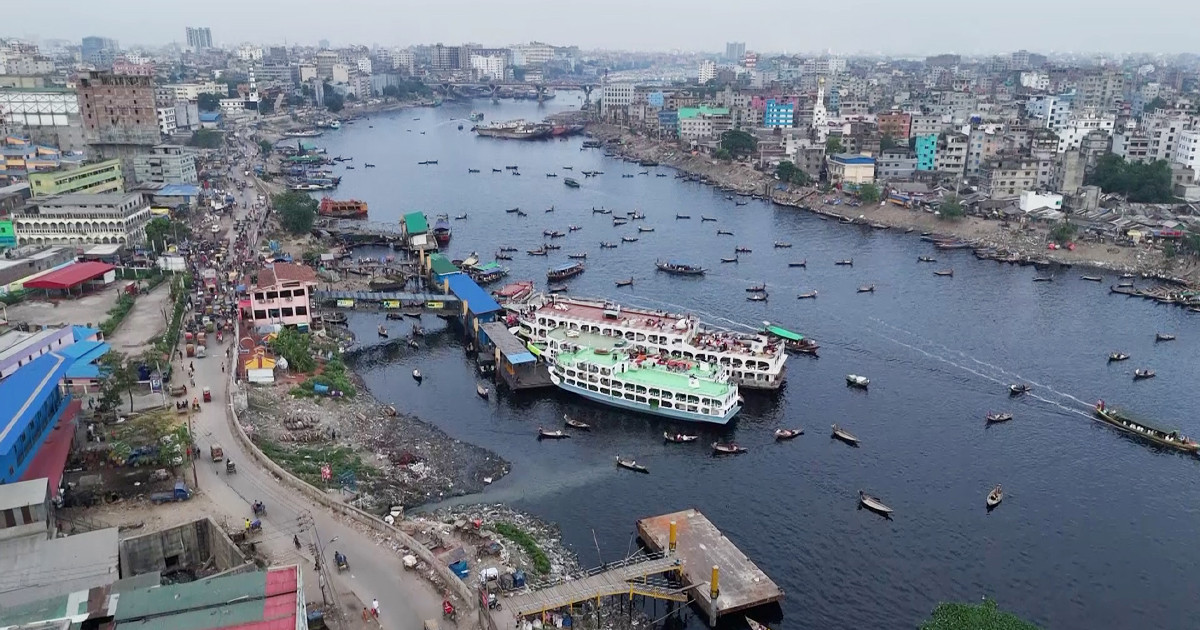 বুড়িগঙ্গা নদীর অবৈধ স্থাপনা উচ্ছেদে অভিযান শুরু