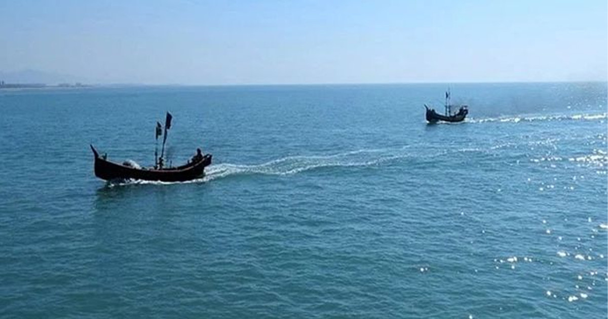 সাগরে ৫ দিন ভেসেও বেঁচে ফিরলেন মোরশেদ