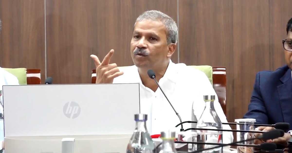 প্রবাসী কল্যাণ মন্ত্রণালয়ের এক বছরের অগ্রগতি তুলে ধরলেন উপদেষ্টা