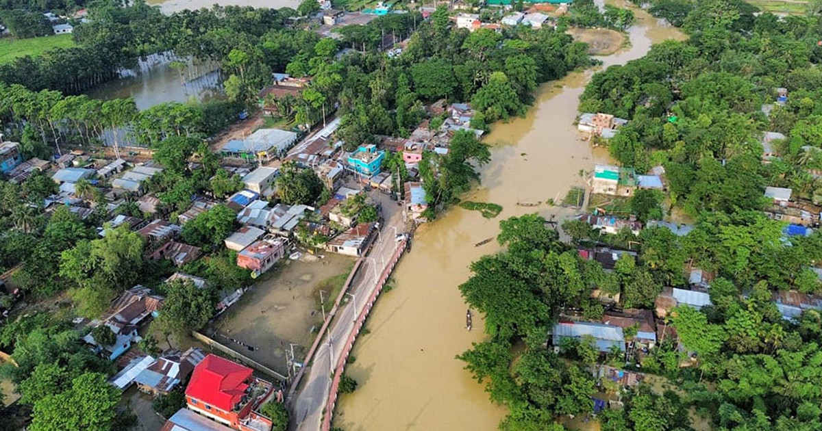 বেড়ে গেছে বৃষ্টি, ১২ জেলায় বন্যার শঙ্কা