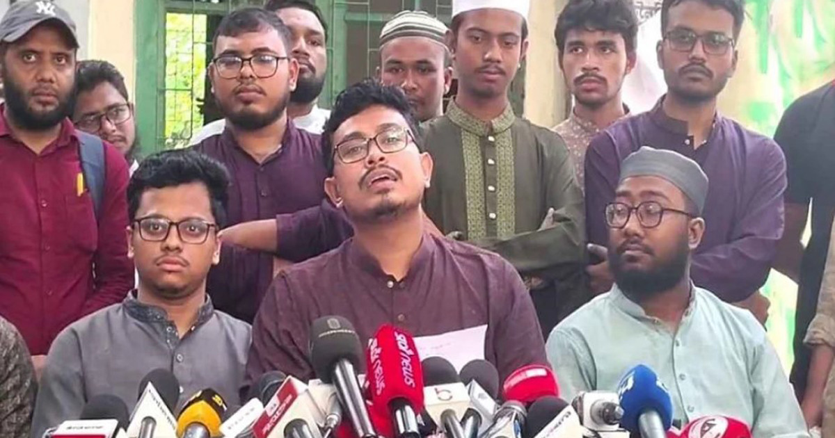 ডাকসুর কাজ নেতা তৈরি নয়, শিক্ষার্থীদের স্বার্থ রক্ষা করা: সাদিক কায়েম
