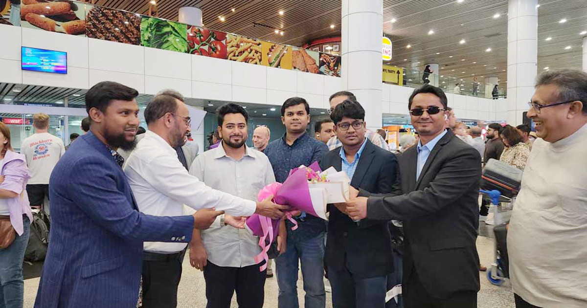 তিন দিনের সফরে মালয়েশিয়ায় নাহিদ ইসলাম