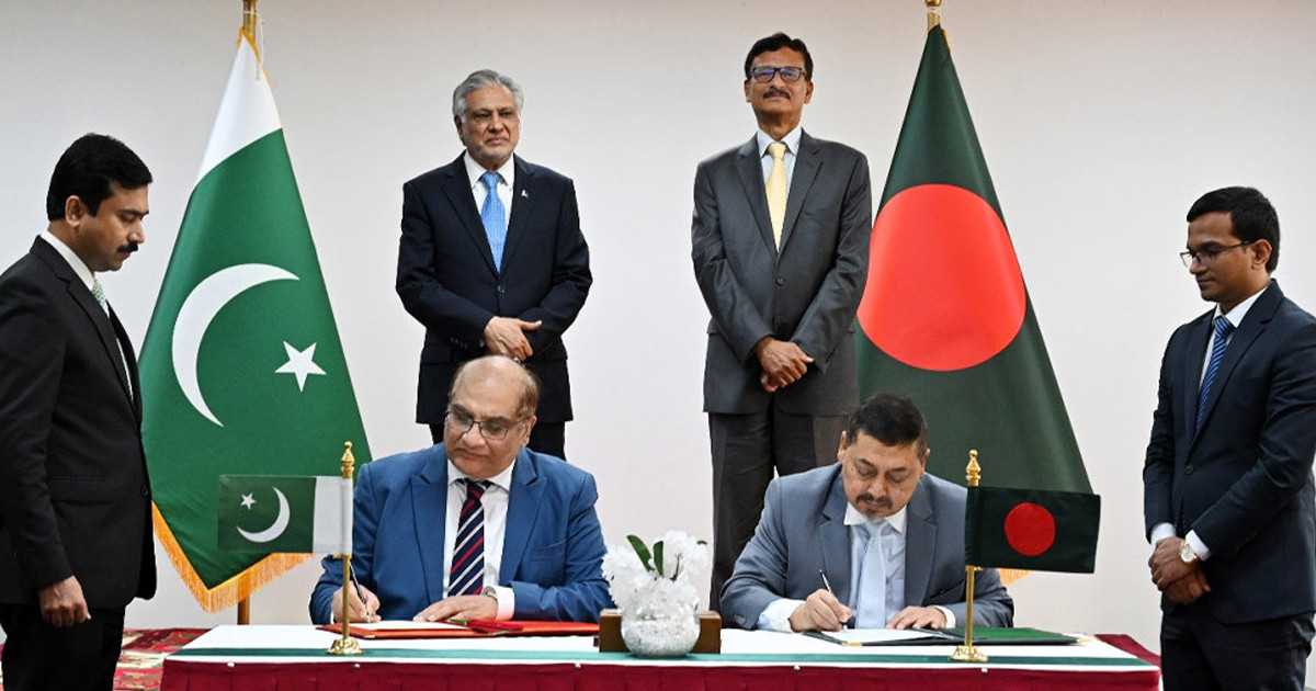 বাংলাদেশ-পাকিস্তানের মধ্যে বেশ কয়েকটি চুক্তি ও সমঝোতা স্মারক সই