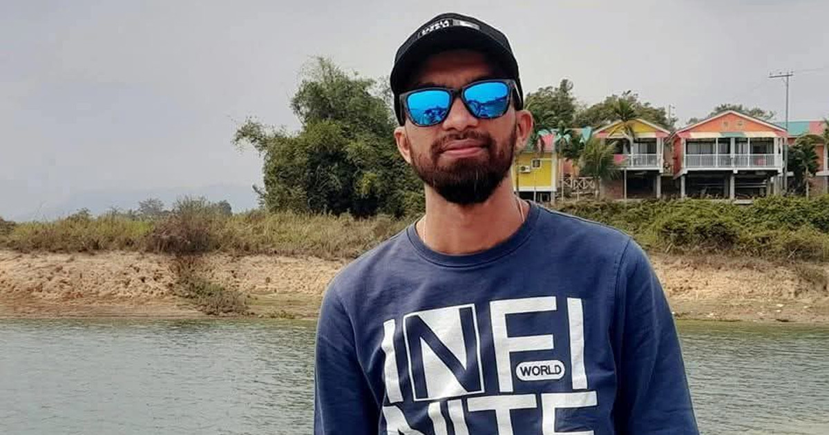 ট্রাক কেড়ে নিল ছেলেটির প্রাণ