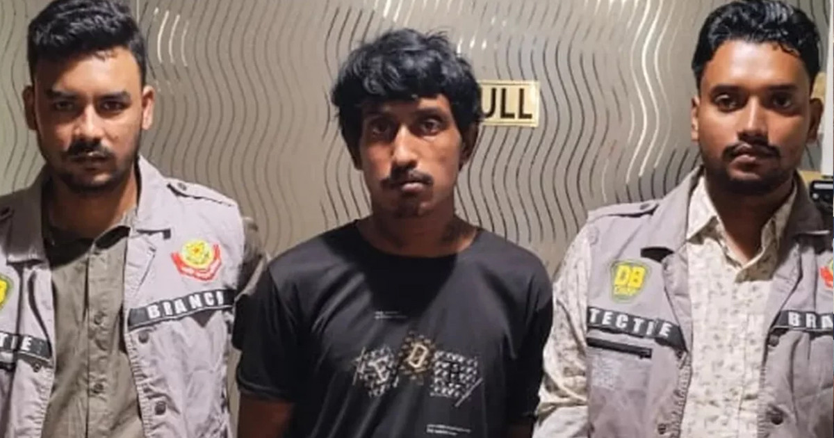 রাজধানীতে পুলিশকে ছুরিকাঘাত করা সেই ছিনতাইকারী গ্রেপ্তার