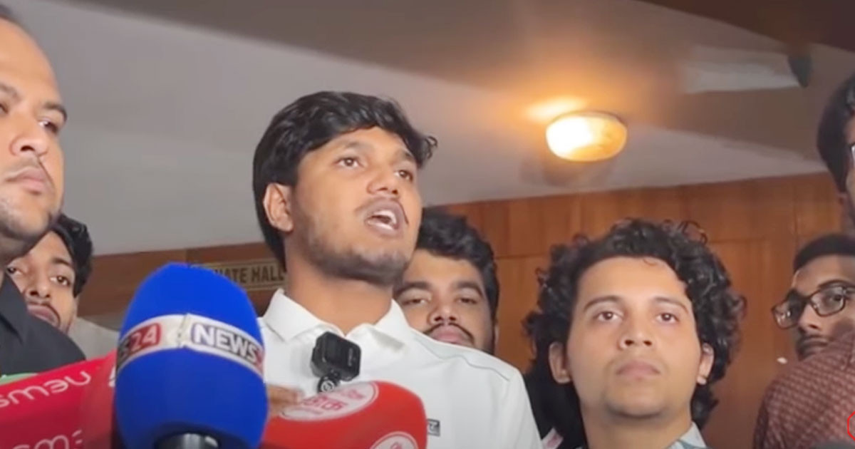 ডাকসু নির্বাচনে ভোটকেন্দ্র বাড়ানোর দাবিতে ছাত্রদল প্যানেলের স্মারকলিপি