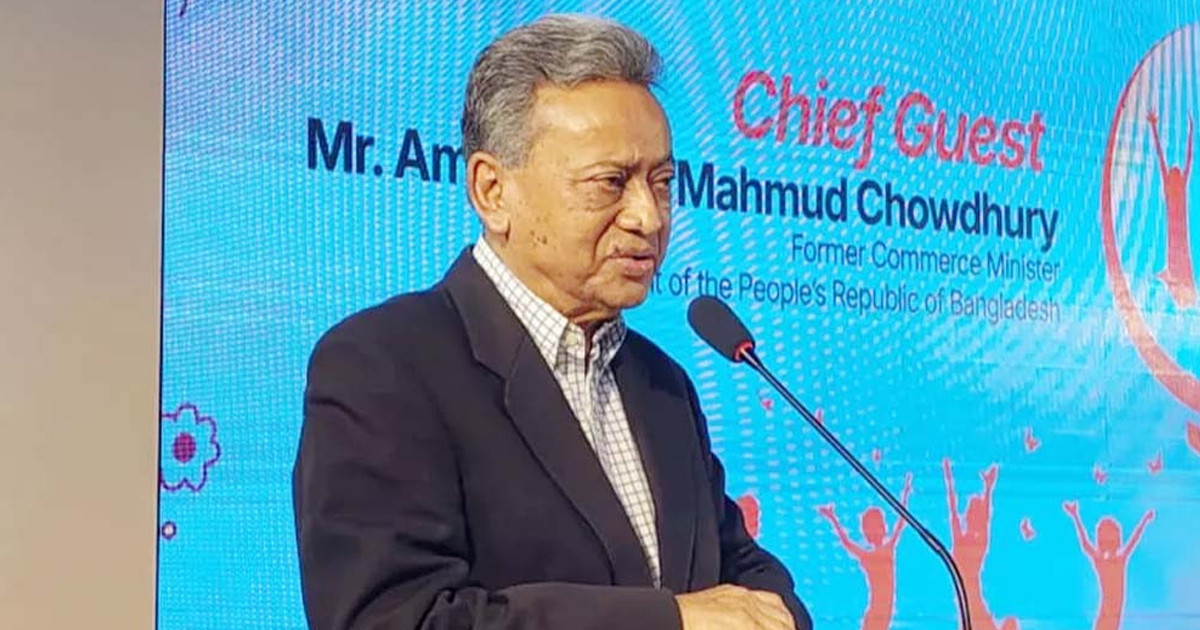‘অর্থনীতিকে গণতন্ত্রায়ণ করা না গেলে রাজনীতি কাজ করবে না’