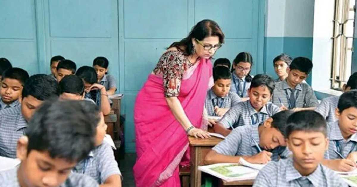পদোন্নতি পেতে প্রাথমিকের সহকারী শিক্ষকদের লাগবে ১২ বছরের অভিজ্ঞতা