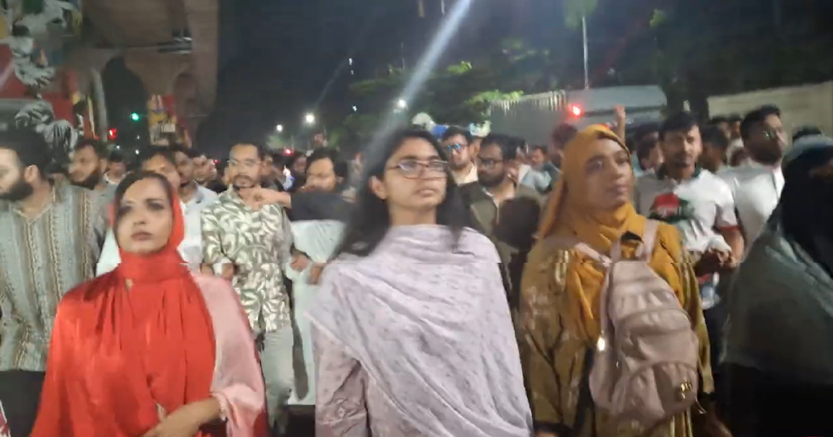 নুরের ওপর হামলার প্রতিবাদে এনসিপির বিক্ষোভ
