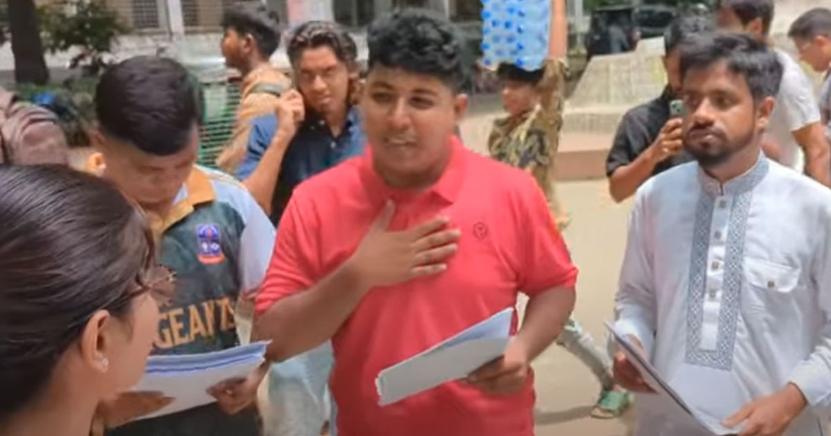 ছাত্রদল শিক্ষার্থীদের কাছে প্রতিশ্রুতিবদ্ধ, প্রচারণায় সমস্যার কথা শুনছেন ছাত্রদল প্যানেলের মেহেদী!