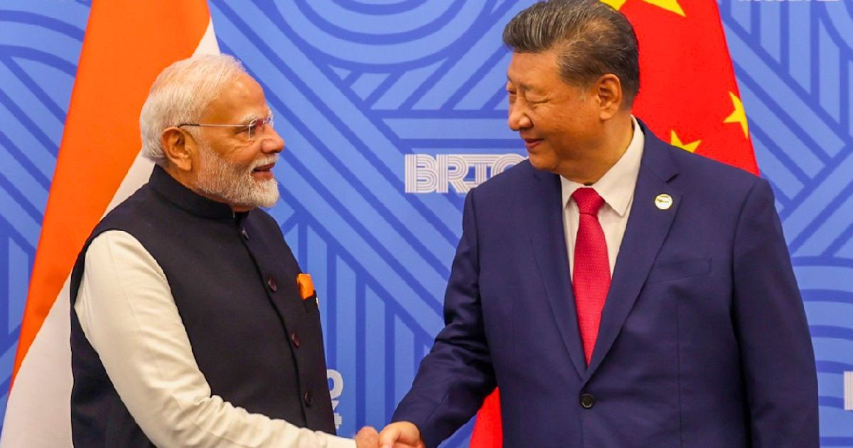 সম্পর্ক জোরদারে চীনে ছুটে গেছেন মোদি, যা বললেন শি জিনপিং