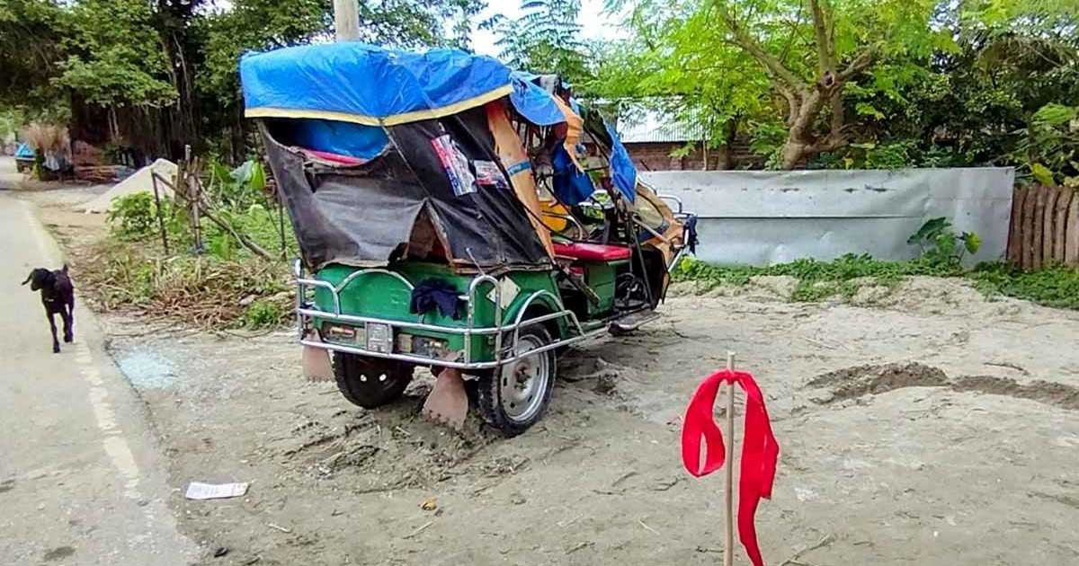 চুয়াডাঙ্গায় সড়কে ঝরল মুয়াজ্জিনের প্রাণ