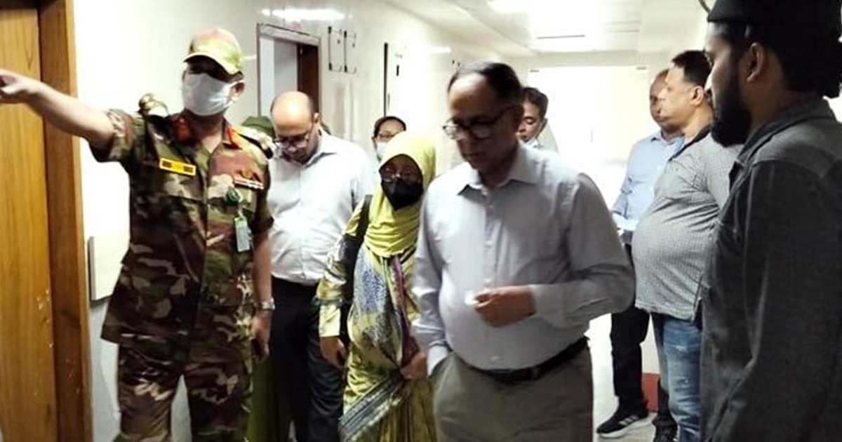 নুরকে দেখতে ঢামেকে স্বাস্থ্য উপদেষ্টা