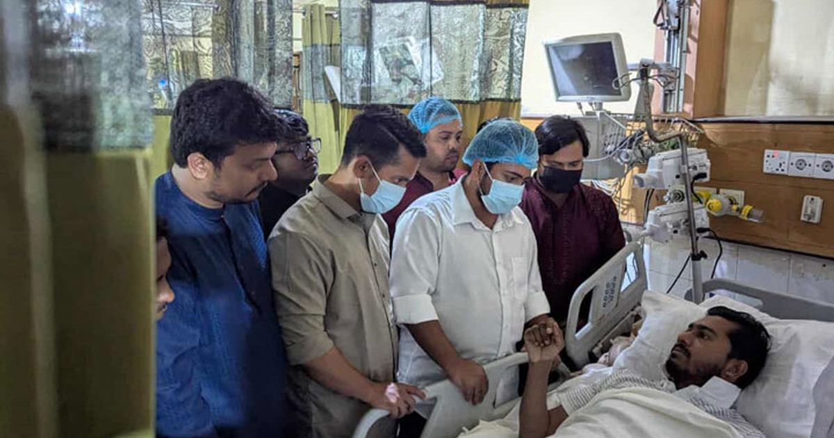 নুরকে দেখতে ঢামেকে নাহিদ ইসলাম