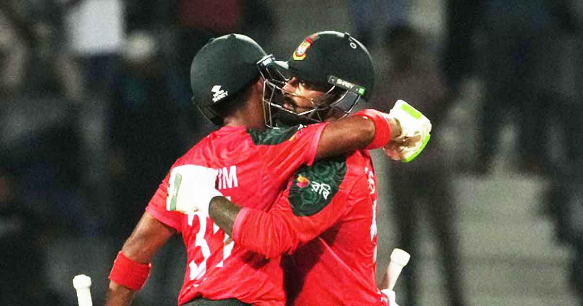 ‘আর কতটা আক্রমণাত্মক দেখতে চান’, প্রশ্ন তামিমের