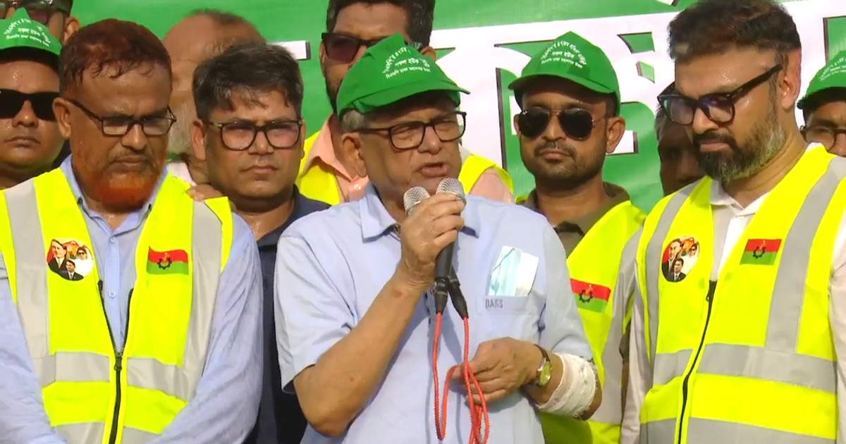 আঘাত এলে হাত ভেঙে দেয়ার নির্দেশ মির্জা ফখরুলের
