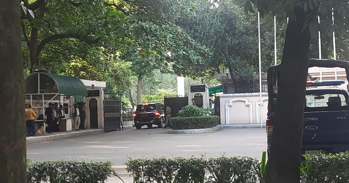 প্রধান উপদেষ্টার সঙ্গে বৈঠক করতে যমুনায় ৭ দলের নেতারা
