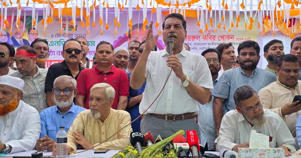 হাসিনা পালিয়ে বেঁচে গেছে, নয়তো তার হাড্ডি-মাংস খুঁজে পাওয়া যেতো না: খোকন