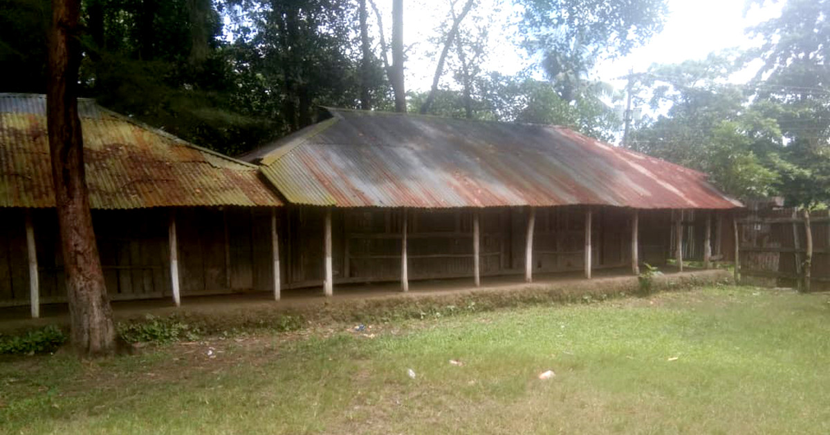 মাদ্রাসা কমিটিতে নৌকা মনোনীত প্রার্থী, সুপারের পদত্যাগ দাবি