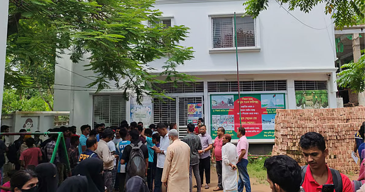 কুমিল্লায় সেই মা-মেয়ের লাশ উদ্ধারের ঘটনায় এবার ধরা পড়লেন ‘কবিরাজ’