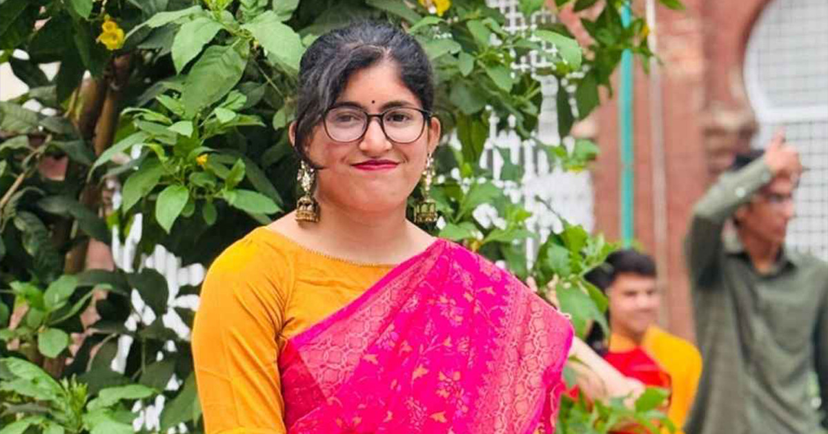 মধ্যরাতে উমামা ফাতেমার রহস্যজনক ফেসবুক স্ট্যাটাস