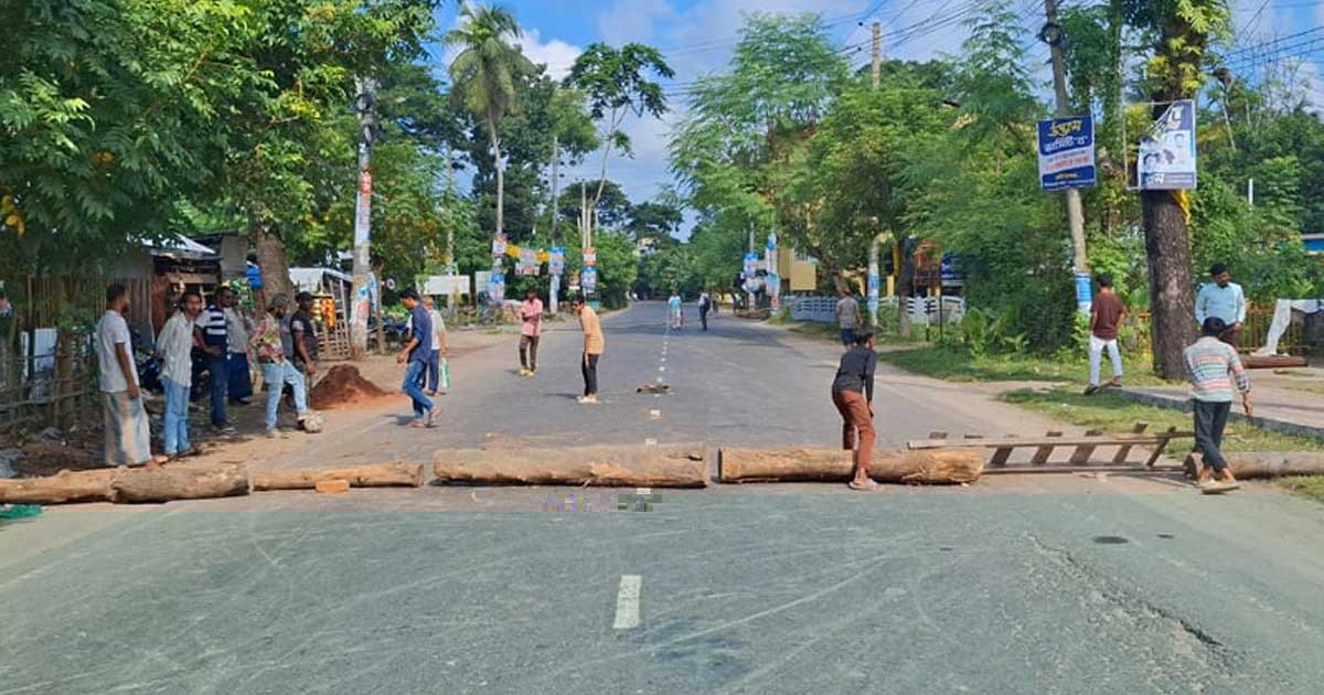 বাগেরহাটে হরতাল-অবরোধ চলছে