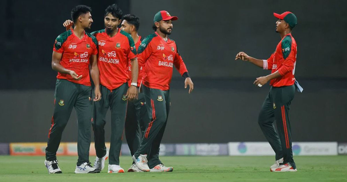 ১৪৩ রানে হংকংকে আটকে দিল বাংলাদেশ