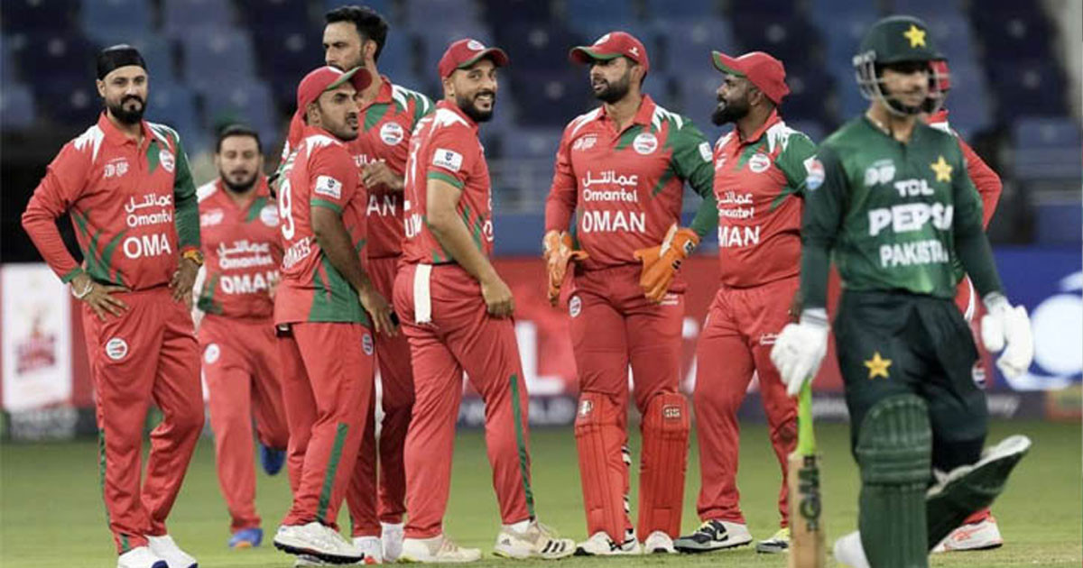 ওমানের বিপক্ষে পাকিস্তানের সংগ্রহ ১৬০