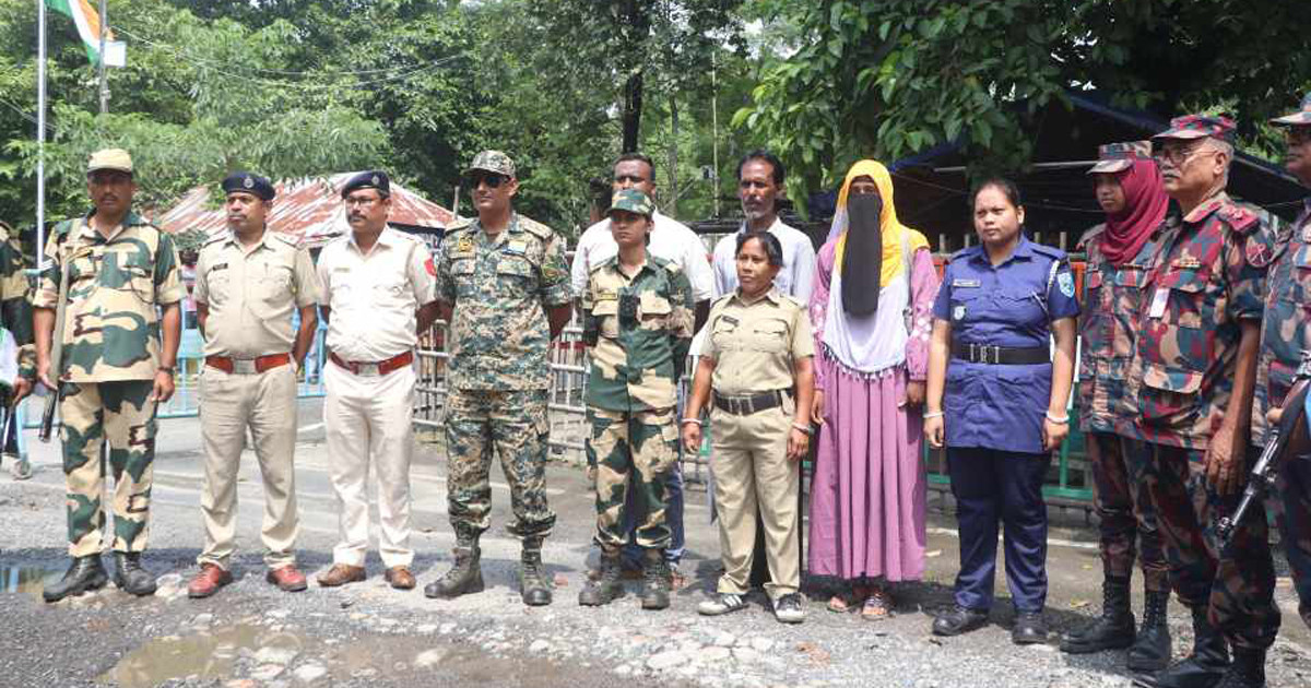 প্রেমের টানে বাংলাদেশে আসা তরুণী পতাকা বৈঠকে ফিরল ভারতে