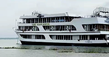সুন্দরবন ভ্রমণে গিয়ে নদীর স্রোতে বাবা মায়ের সামনেই ভেসে গেলো সন্তান