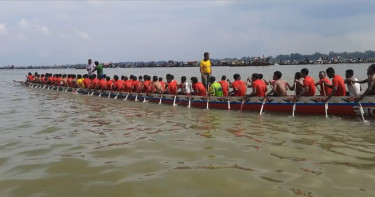 চার দশক পর চলনবিলে ঐতিহ্যবাহী নৌকাবাইচ