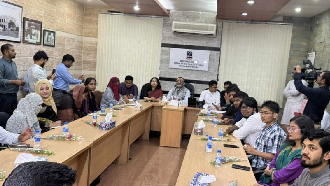 ডাকসুর কার্যনির্বাহী পরিষদের প্রথম সভা অনুষ্ঠিত