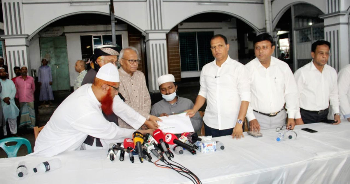 ক্যান্সার আক্রান্ত হেফাজত নেতা মাওলানা ফারুকীর পাশে তারেক রহমান
