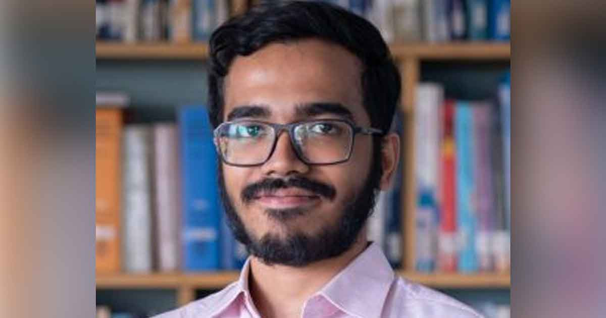 ডাকসুর নির্বাচিত নেত্রীদের নিয়ে আপত্তিকর মন্তব্য, চাকরি খোয়ালেন রাকিব