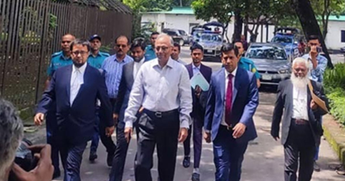 হাসিনাসহ তিনজনের বিরুদ্ধে আজও সাক্ষ্য দেবেন মাহমুদুর রহমান