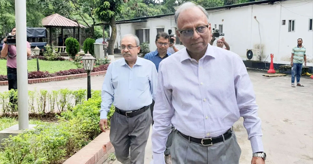 হাসিনার বিরুদ্ধে দ্বিতীয় দিনের সাক্ষ্য দিতে ট্রাইব্যুনালে মাহমুদুর রহমান