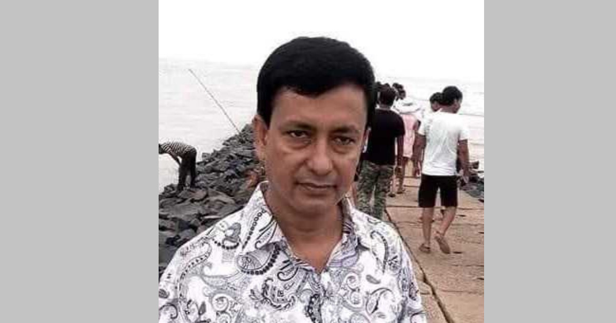 ভারতের নাগরিক হয়ে প্রধান শিক্ষকের চাকরি, রয়েছে জমি দখলের অভিযোগ