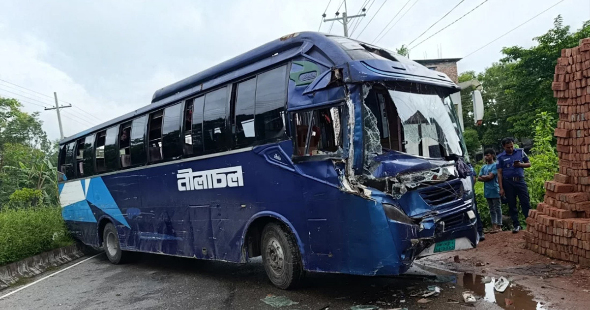 কুমিল্লায় বাস-অটোরিকশা সংঘর্ষে নিহত ২
