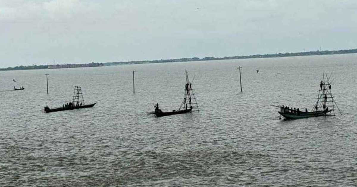 ৩৭ ঘণ্টা ধরে অন্ধকারে যে উপজেলা
