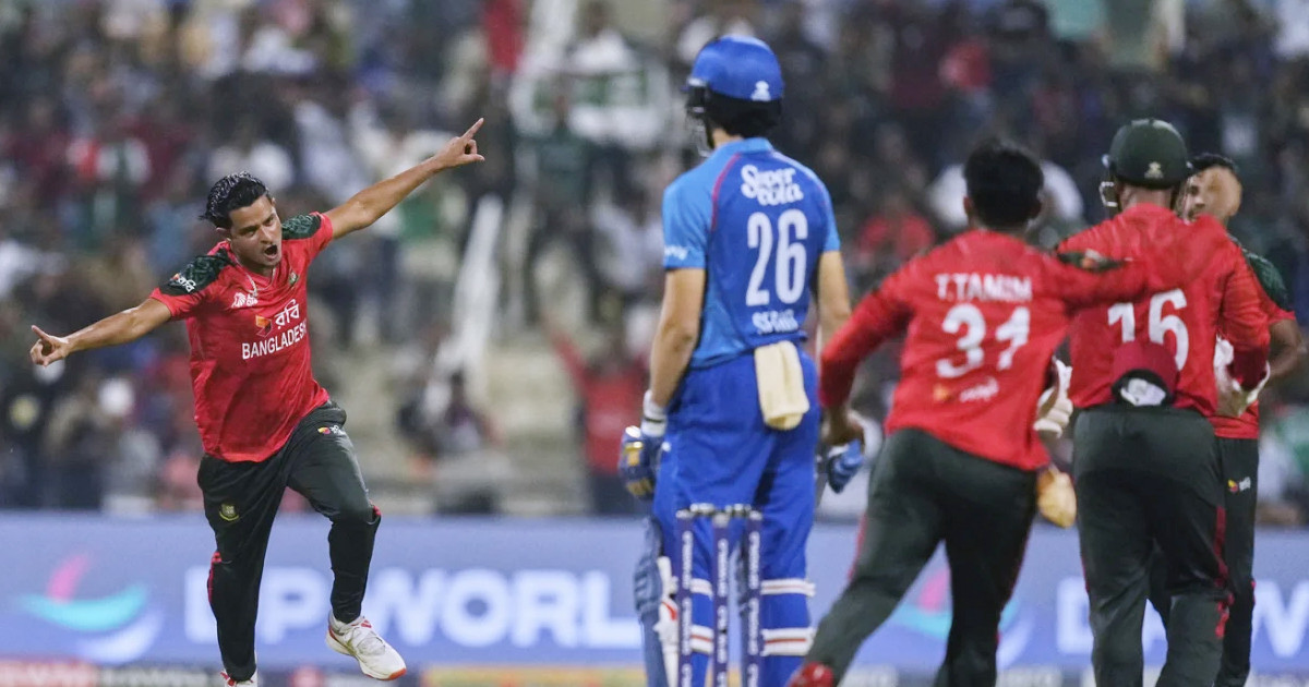 ৮ রানের শ্বাসরুদ্ধকর জয়ে টিকে রইলো বাংলাদেশের আশা