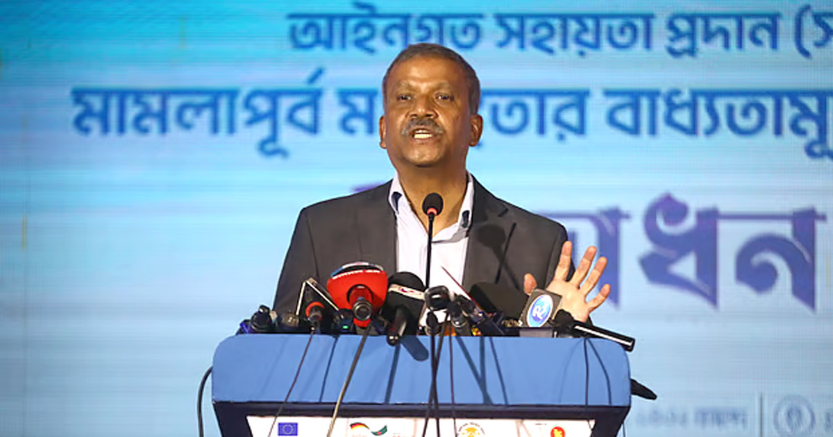অনেক কাজ করেছি যা বাংলাদেশের ইতিহাসে কোনোদিন হয়নি: আইন উপদেষ্টা